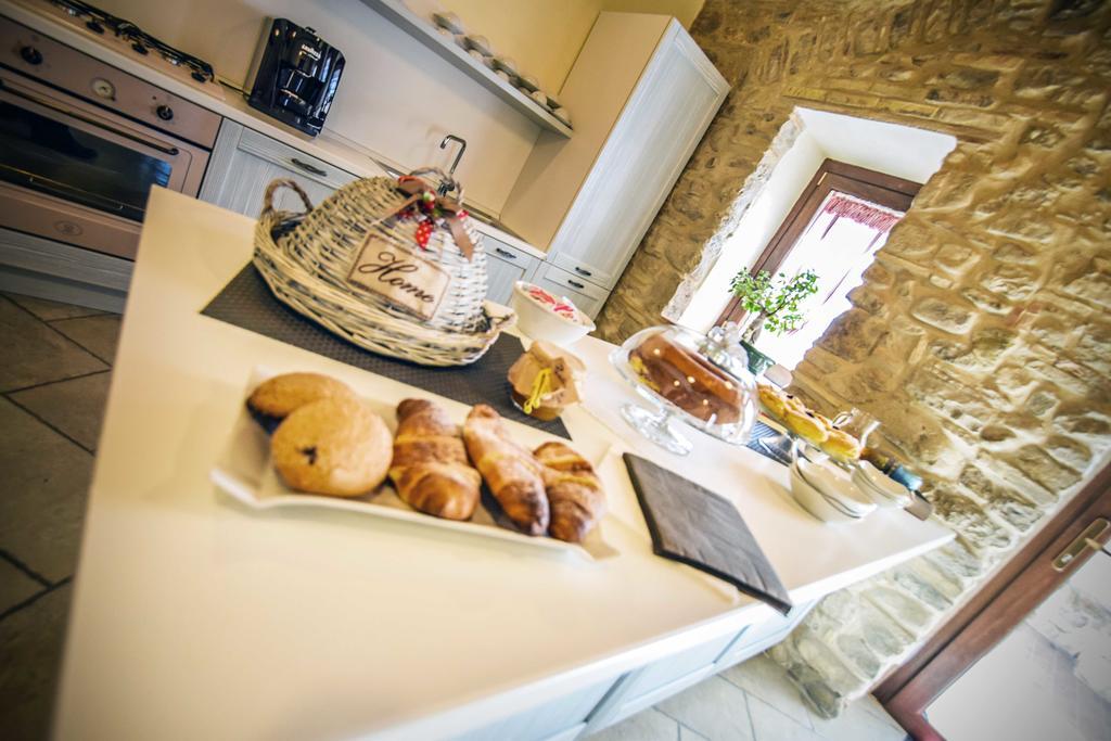 Bed and Breakfast A Casa Nostra Residenza Di Charme Candela Екстер'єр фото